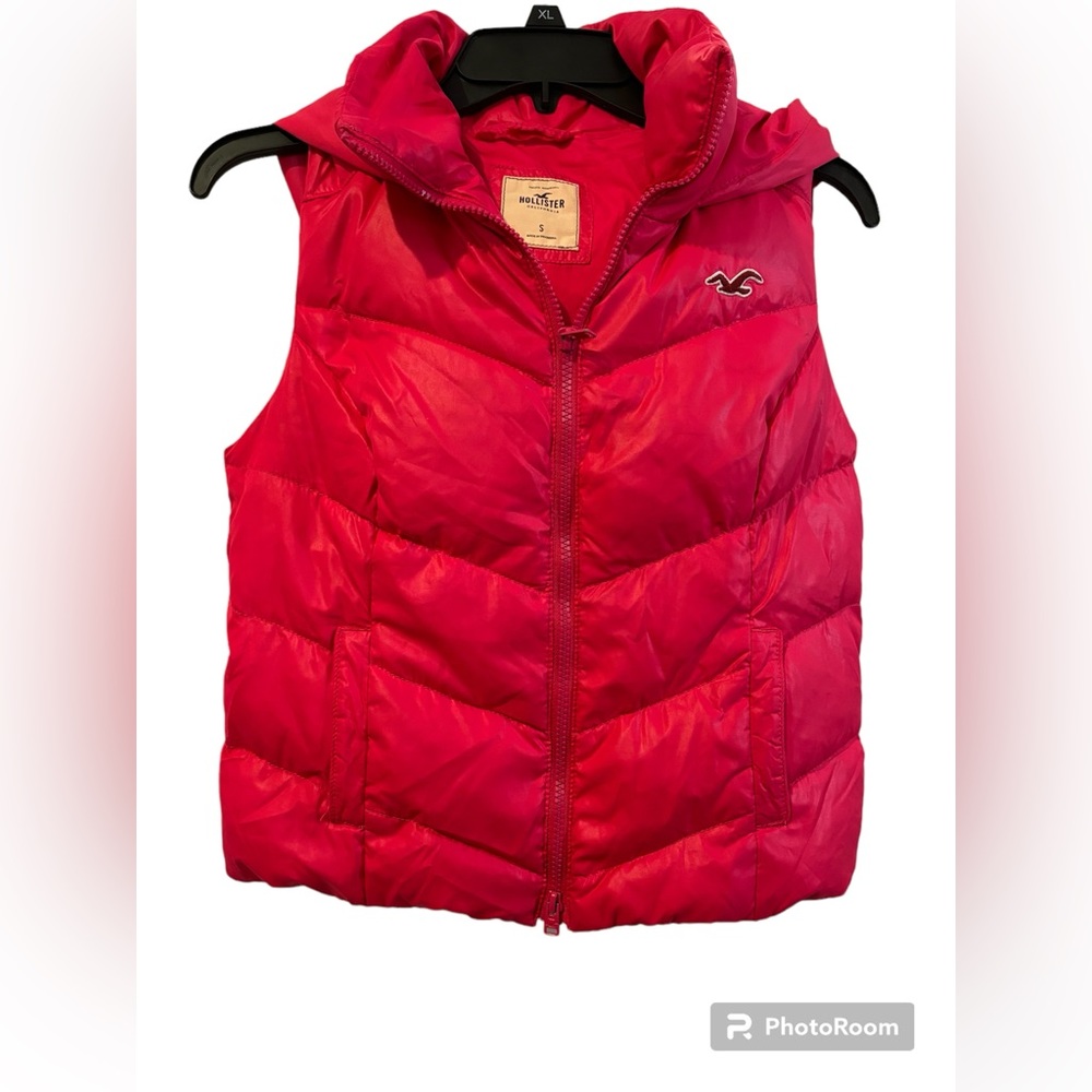 Hollister Women's Feather Puffer Vest Size Small Hot Pink with Quilted‎ Hooded